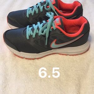 Nike women’s size 6.5